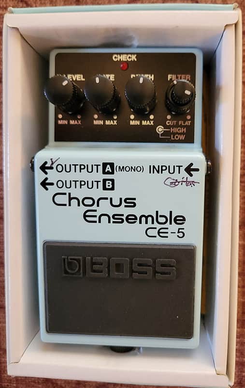 Boss CE_5
