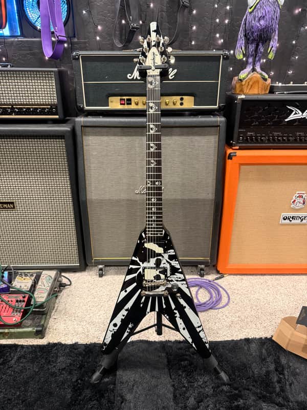 Epiphone Robb Flynn Signature "Love / Death" Baritone Flying V 2011 - Ebony with Love / Death Graphic image 1