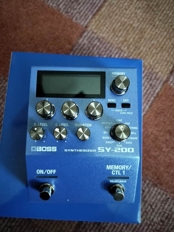 Boss SY-200 Synthesizer