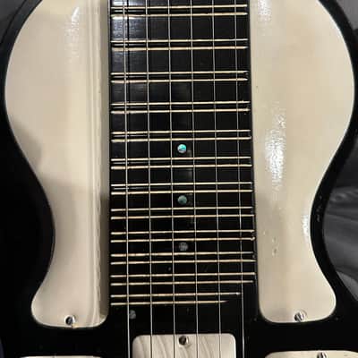 Rickenbacher Model B lap steel 1944/1945 - Bakelite image 4