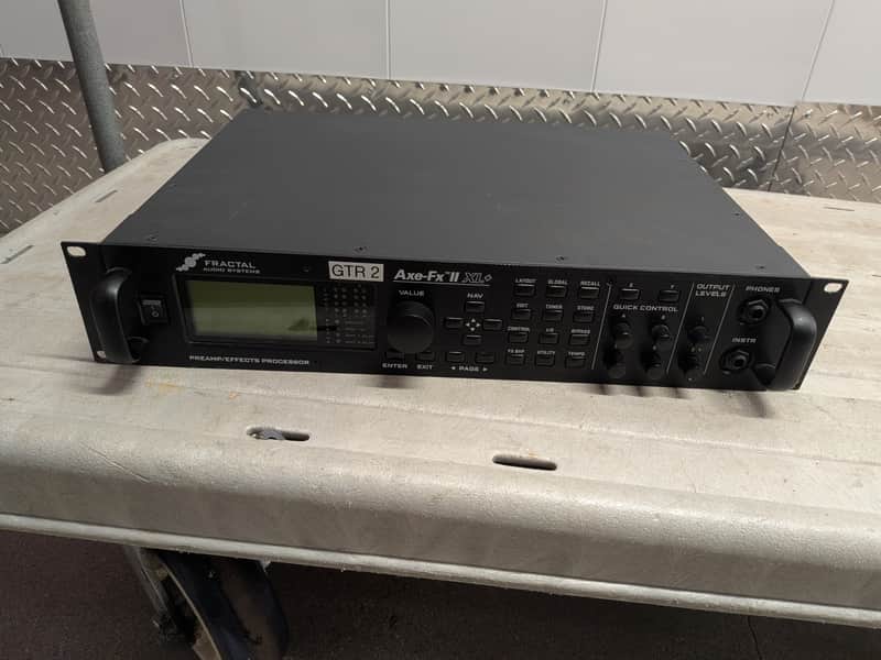 Fractal Audio Axe-FX II XL+ 2015 - 2018 - Black image 1
