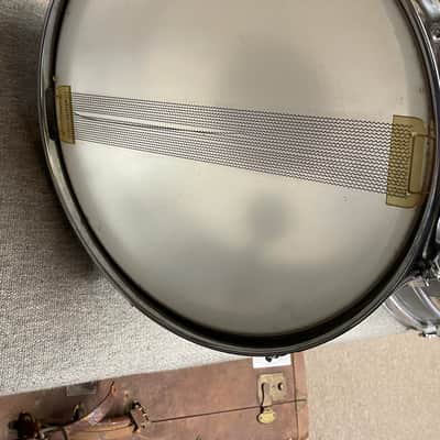 Ludwig No. 404 Acrolite 5x14" 8-Lug Aluminum Snare Drum with Keystone Badge 1963 - 1969 - Matte Aluminum image 4