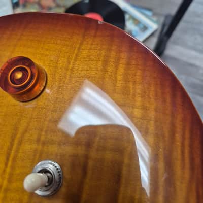 PRS SE Singlecut 2003 korea- Tobacco Sunburst image 8