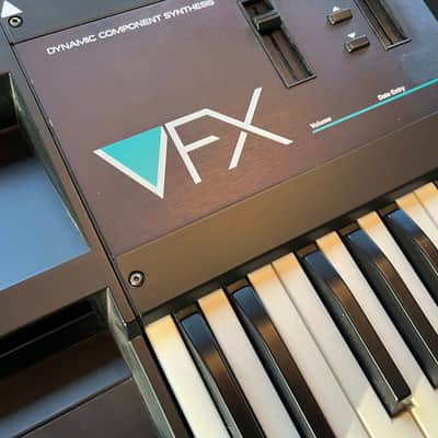 Ensoniq VFX Synthesizer with two Sound ROM Cartridge image 2