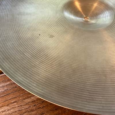 Zildjian 20" A Series Medium Ride Cymbal 1982 - 2012 - Traditional image 9