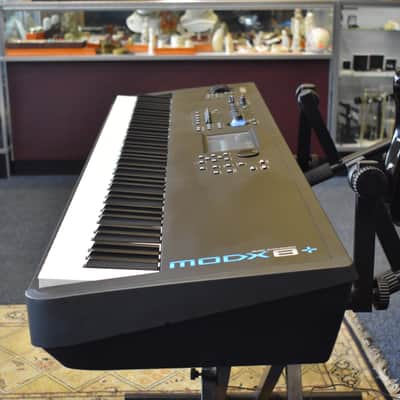 Yamaha MODX8+ 88-Key 16-Voice Synthesizer - Black image 5