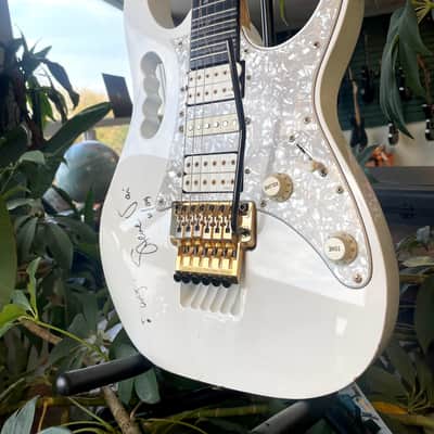 Ibanez JEM7V WH 1998 * Signed by Steve Vai * image 6