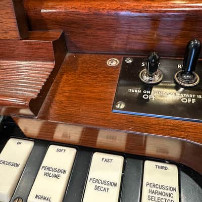 Hammond C3 1960 red walnut RESTORED image 4