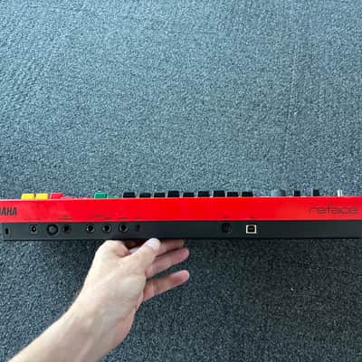 Yamaha Reface YC Mini Mobile Keyboard 2015 - Present - Red image 3