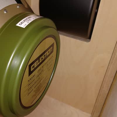 Avatar 2x12 Guitar Cabinet with Celestion G12M Greenbacks image 9