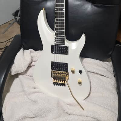 ESP Edwards E-HR-130III Horizon Pearl White - MINT condition + ESP