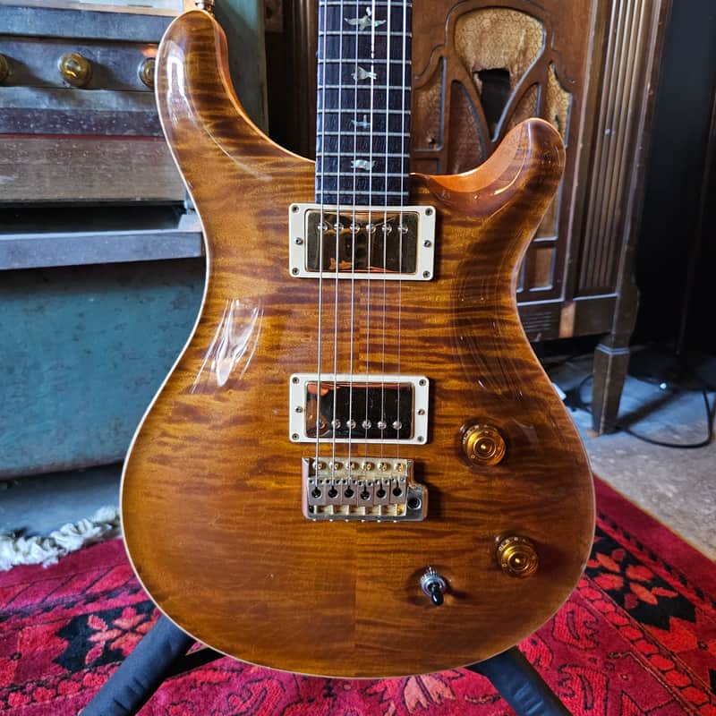 2001 PRS Custom 22 Tremolo Amber image 1