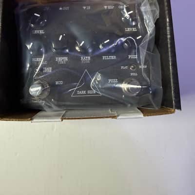 Keeley Dark Side Workstation V2 with Effect Order Switch 2016 - Present - Black image 2