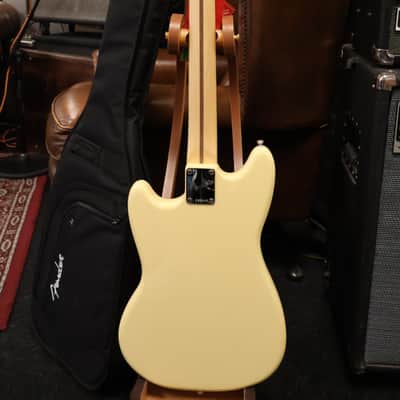 Fender American Performer Mustang Vintage White image 4