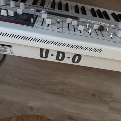 UDO Audio Super 6 ST49 12-Voice Polyphonic Binaural Analog-Hybrid Synthesizer image 9