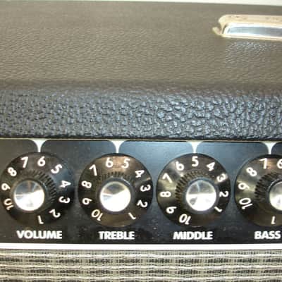 2005 Fender '65 Twin Reverb Custom 15 Reissue 85-Watt 1x15" Guitar Combo Amp image 10