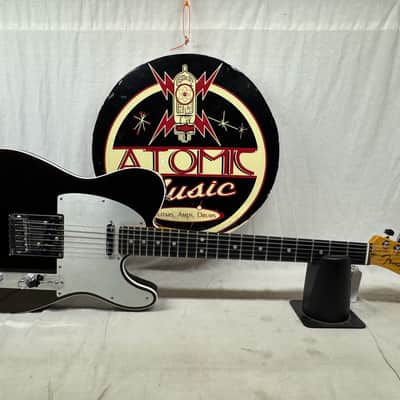 Fender American Ultra Telecaster Guitar with Case 2022 - Texas Tea / Rosewood fingerboard image 3