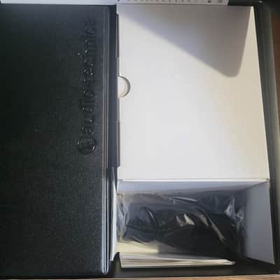 Audio-Technica AT4040 Large Diaphragm Cardioid Condenser Microphone 2010s - Black image 7