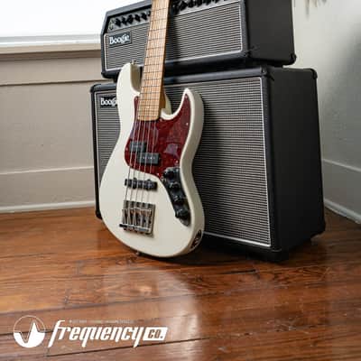 Gregg Guitars PJ5 Bass in Olympic White with an Chambered Ash Body and Roasted Flamed Maple Neck image 19