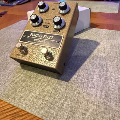Great Eastern FX Co. Focus Fuzz Deluxe 2025 - Gold I suppose image 2