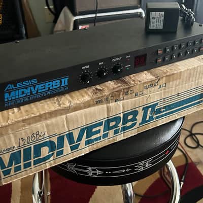 Alesis Midiverb II 16-Bit Digital Effects Processor | Reverb
