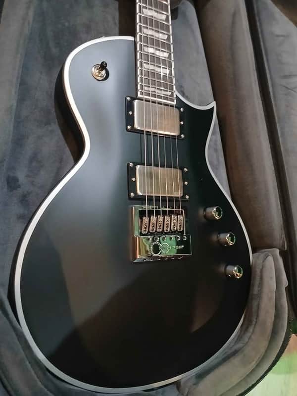 ESP LTD EC-1000 Evertune BB Electric Guitar MINT 2022 - Black Satin image 1