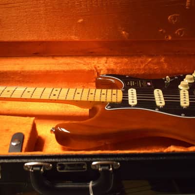 Mint Fender American Vintage II 1973 Stratocaster Mocha Maple Fingerboard image 9