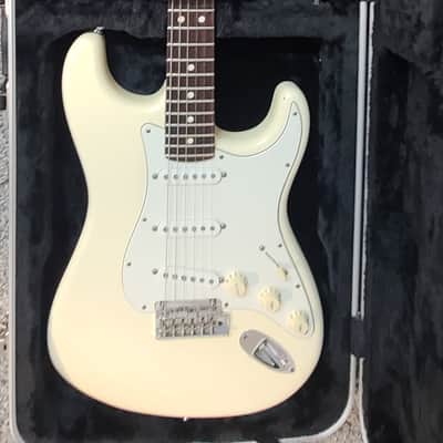 2011 Fender American Standard Stratocaster EXCELLENT GUITAR! USA! 2011 - White image 2
