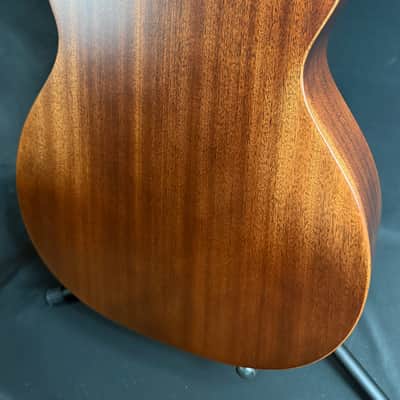 Martin 000C Jr. E StreetMaster Cutaway Acoustic-Electric Guitar w/ Case (643) image 12