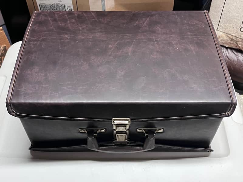 Vintage Faux Leather Cassette Tape Case (72ct) image 1