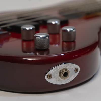 Washburn Bantam XB-500 Electric Bass 5 String with Gigbag - Red image 10