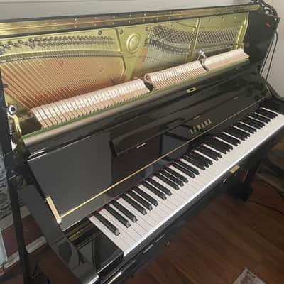 Yamaha U1TA2 Upright Piano (Black) – Excellent Condition – Brooklyn image 4