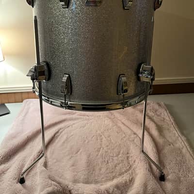 Ludwig LF868 Classic Maple 16x18" Floor Tom 1998 - Present - Silver Sparkle image 6