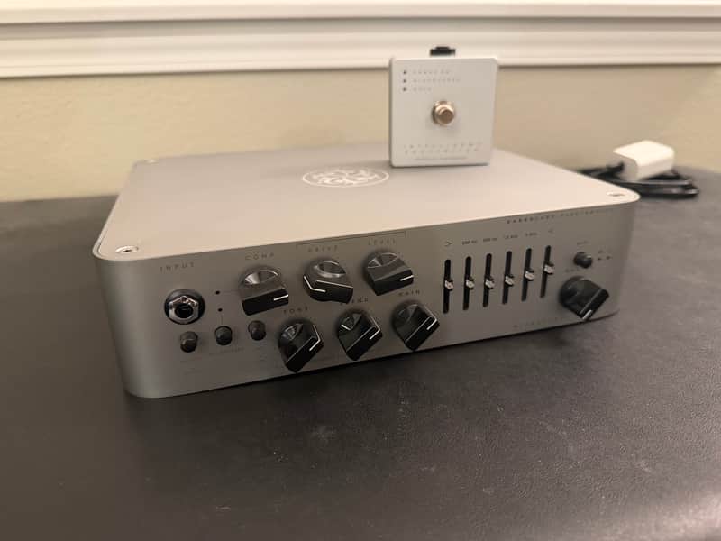Darkglass Electronics Microtubes 900 V2 900-Watt Bass Amp Head 2019 - Present - Silver image 1