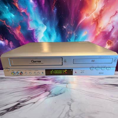 Daytek DCR‑100 VHS And DVD Player Combo | Tested Working | Fully Cleaned | Rare image 1