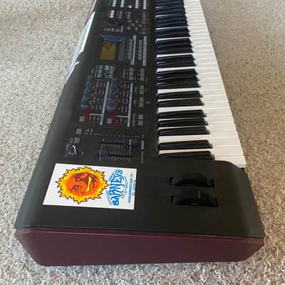 Yamaha MOXF6 61 Key Synthesizer Workstation + FL512M Memory Expansion Card image 6