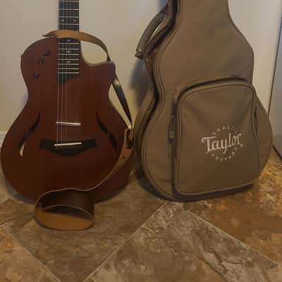 Taylor T5z Classic with Tropical Mahogany Top 2014 - Present - Natural image 1
