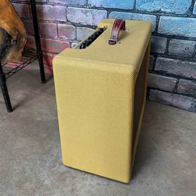 Fender Blues Junior 15-Watt 1x12" Guitar Combo  Mojotone Oversized Cab and Other Upgrades image 7