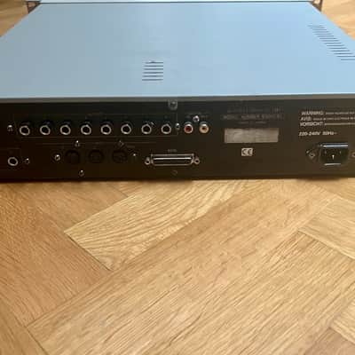 Akai S3000XL Midi Stereo Digital Sampler+ New Backlight and fusemod image 3