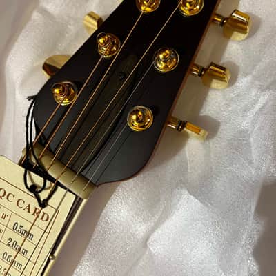Mint Ovation Celebrity Deluxe E-Acoustic Guitar CDX40-1 - Vintage Suburst Satin image 3