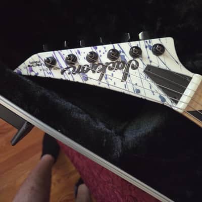 Jackson Custom Shop Warrior 2025 - Limited White Blue Blood Splatter W/COA image 3
