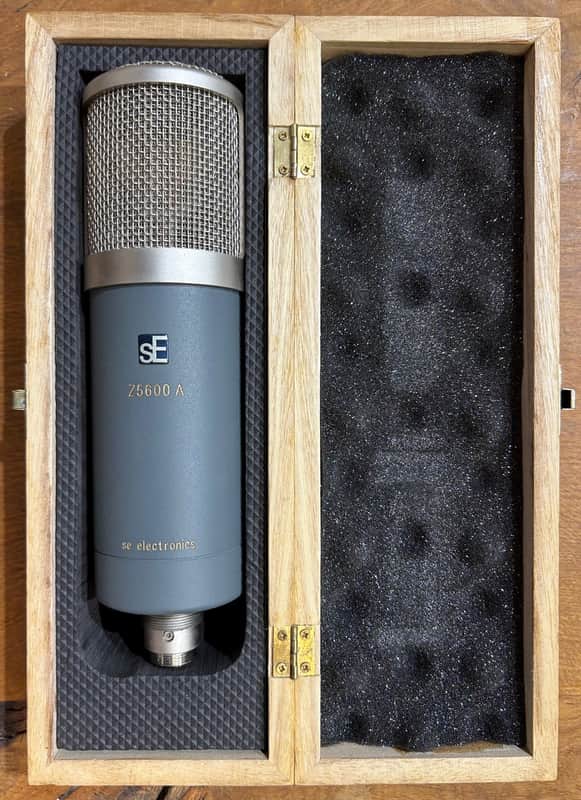sE Electronics Z5600A Valve Condenser Mic Outfit image 1