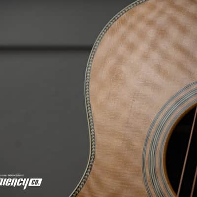 Martin 00-28 Acoustic Guitar - 2016 image 21