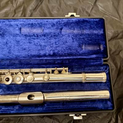 Gemeinhardt 3SHB Intermediate Flute w/Solid Silver Custom J1 Headjoint, Open Hole, Low B Foot image 2