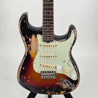 Fender Mike McCready Signature Stratocaster 2023 - Present - 3-Color Sunburst Relic image 11