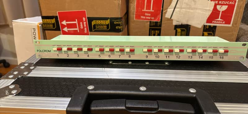 Roll Music Systems Folcrom RMS216 2010s - Two-Tone Bild 1