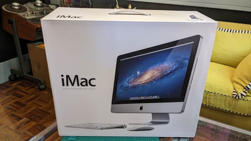 Apple iMac 21.5 inch mid 2011 image 1