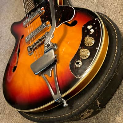 Silvertone Sears Roebuck & Co. Model 1456 3-Tone Sunburst (1968-1973) image 2