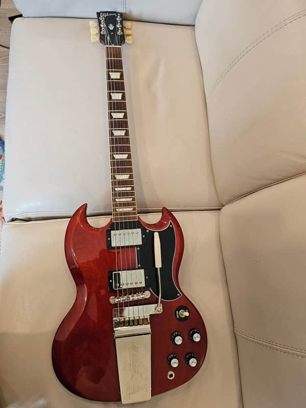 Gibson SG Standard '61 with Maestro Vibrola