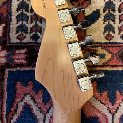 Fender American Standard Stratocaster with Maple Fretboard 1997 - Inca Silver image 11